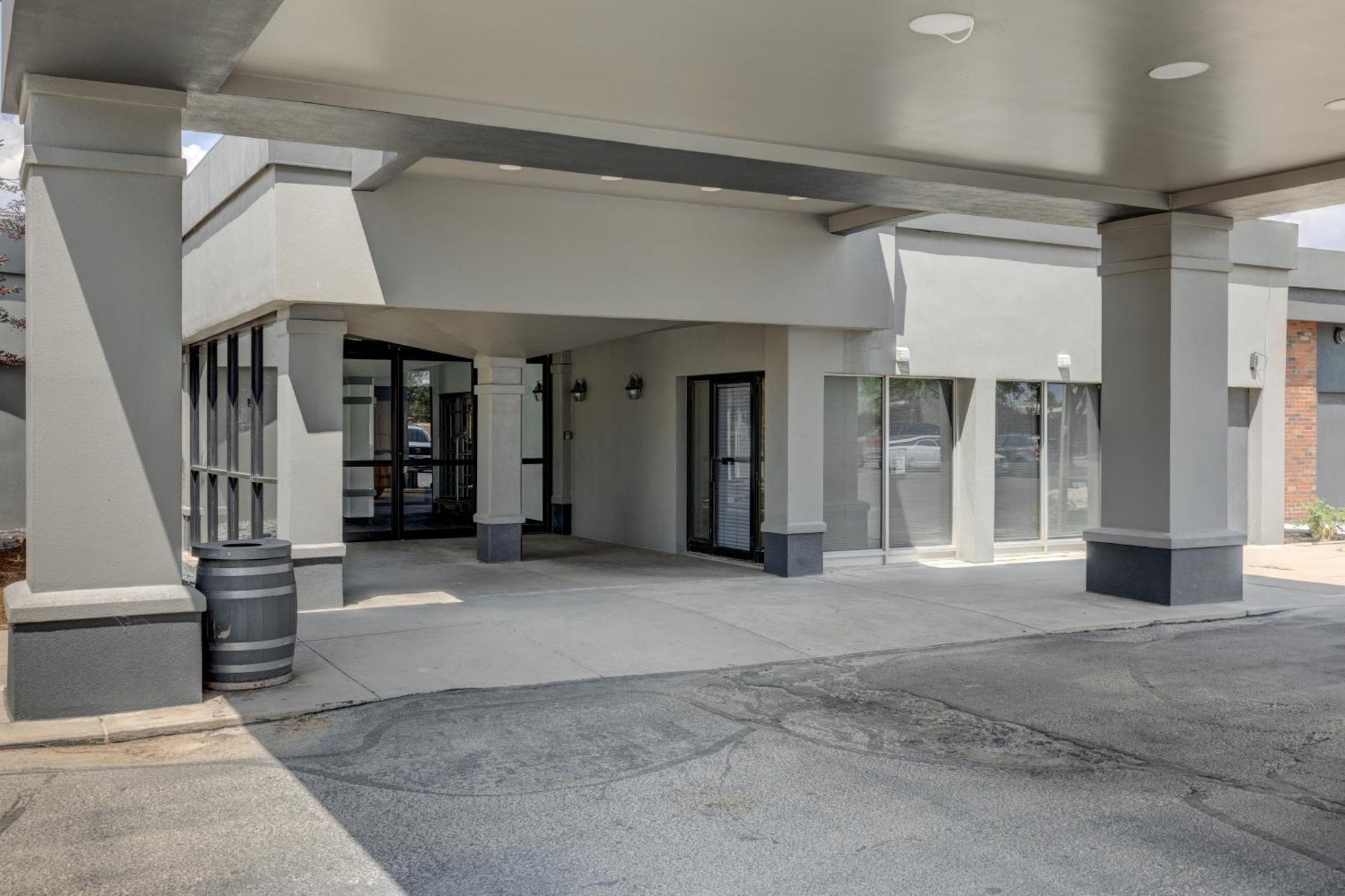 Riverside Hotel Casper Exterior photo